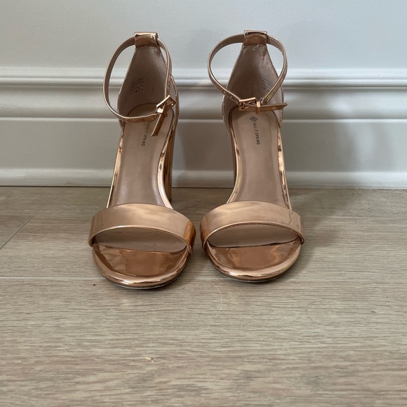 Rose Gold Heels - Picture 2 of 3
